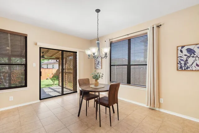 $275,000 | 366 Matthews Lane, Kyle, TX 78640