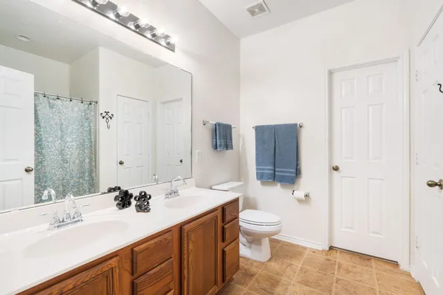 $275,000 | 366 Matthews Lane, Kyle, TX 78640