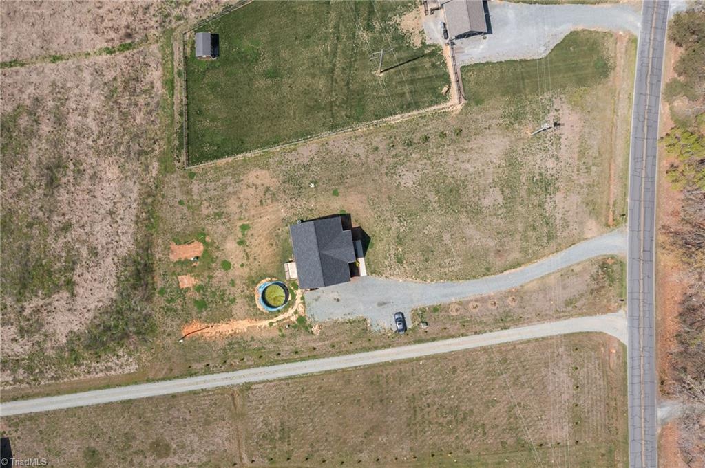 6450 Whites Chapel Road Liberty, NC 27298 - Photo 13 of 39