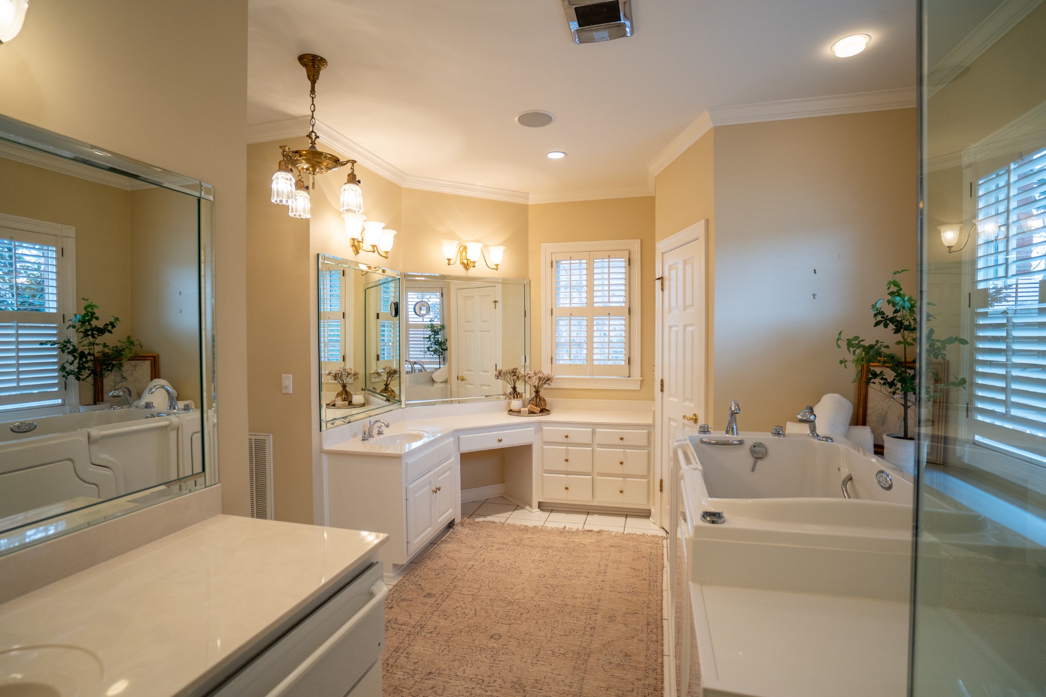 156 Eagle Pointe Springfield, TN 37172 - Photo 18 of 36 a large bathroom with a large tub and sink