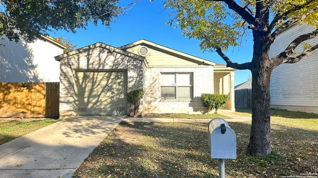 $1,195 | 3510 Bottomless Lake, San Antonio, TX 78222