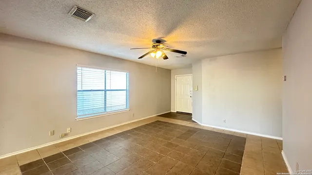 $1,195 | 3510 Bottomless Lake, San Antonio, TX 78222