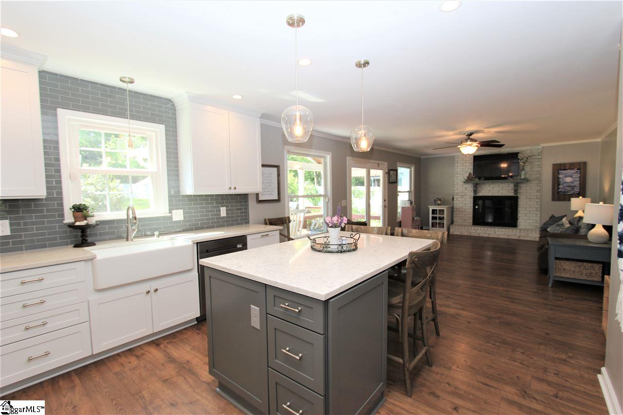 410 Windward Way Greer, SC 29650 - Photo 14 of 32 Gallery Image 14
