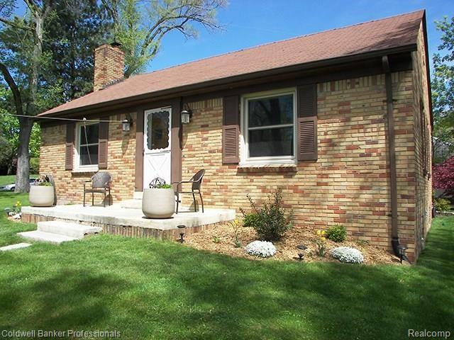 23610 Power Road Farmington, MI 48336 - Photo 50 of 53 100_4774.jpg