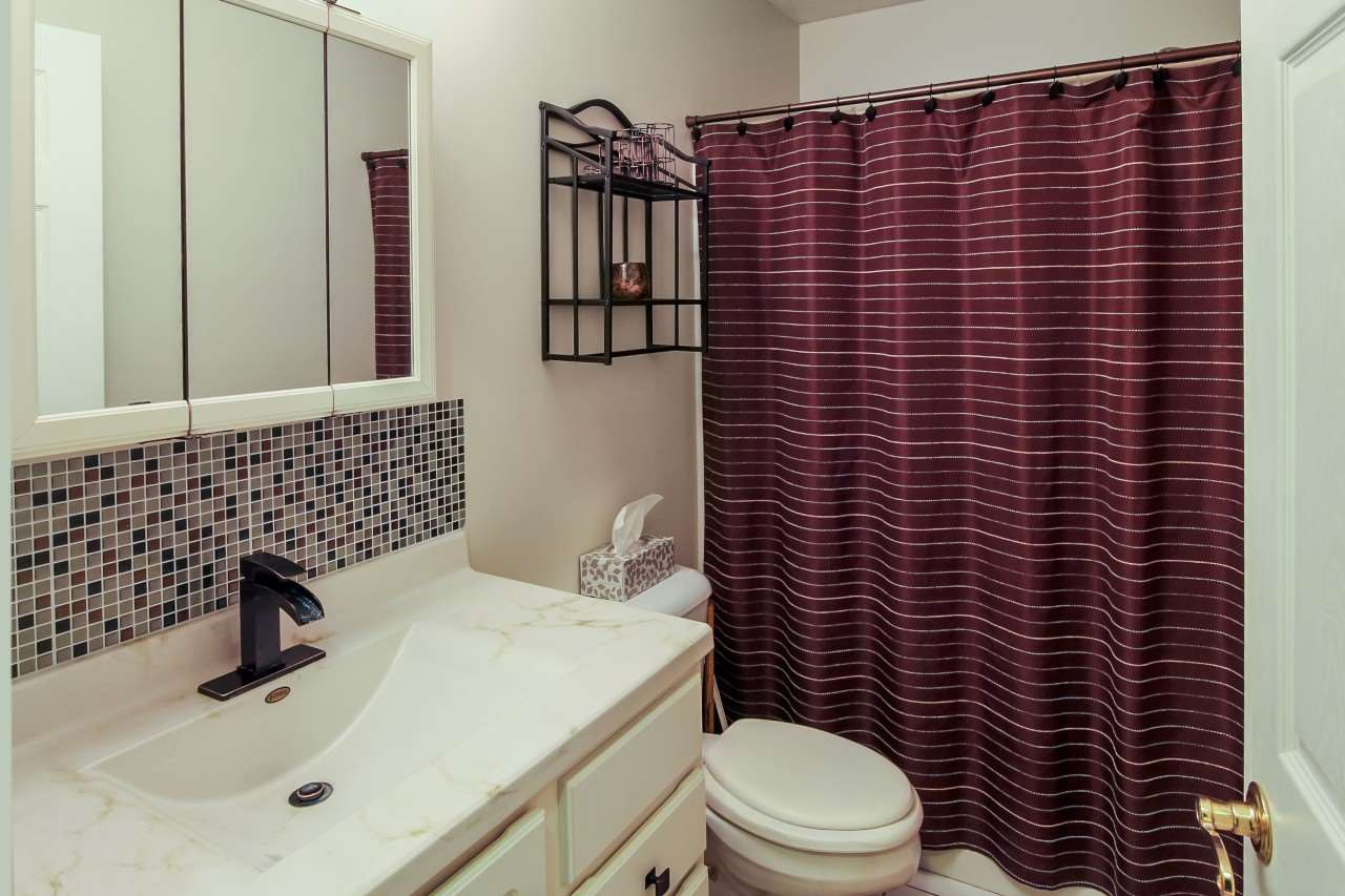 5355 Moore Road Williamsburg, MI 49690 - Photo 17 of 25 1861961-16.JPG