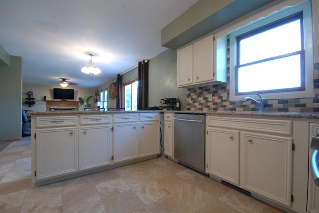 1629 Ridgeline Road Rockton, IL 61072 - Photo 7 of 19 Gallery Image 7