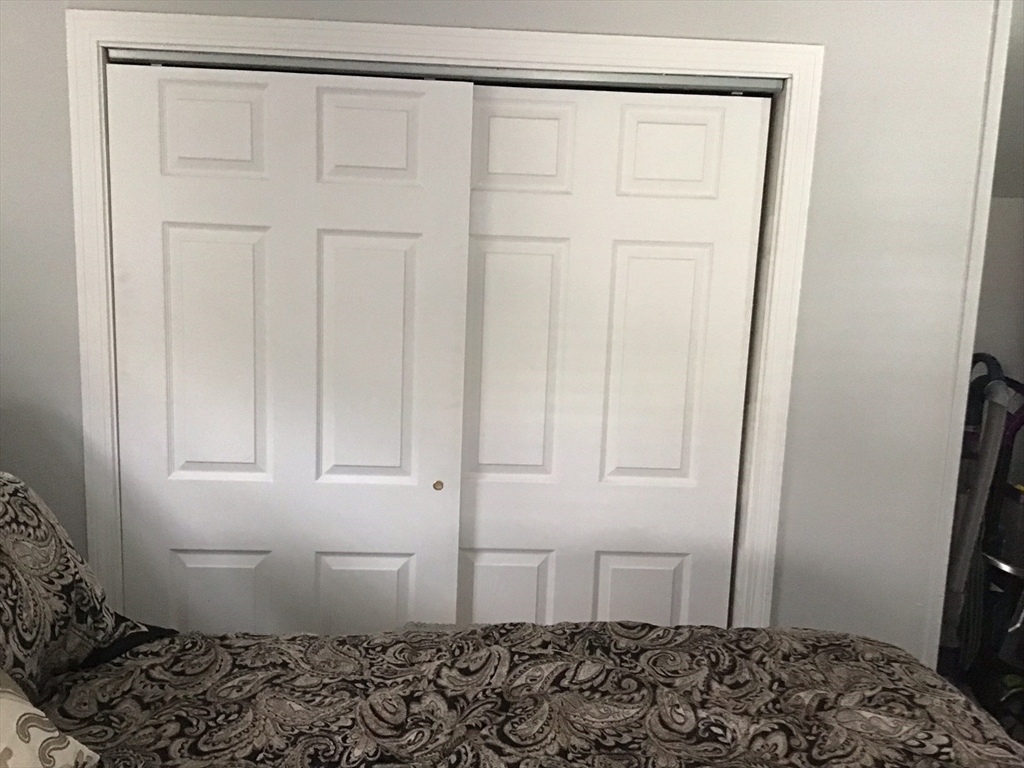 17 Grove Street Woburn, MA 01801 - Photo 11 of 22