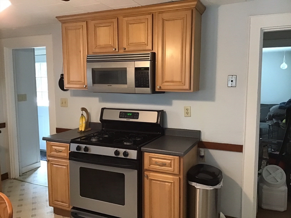 17 Grove Street Woburn, MA 01801 - Photo 2 of 22