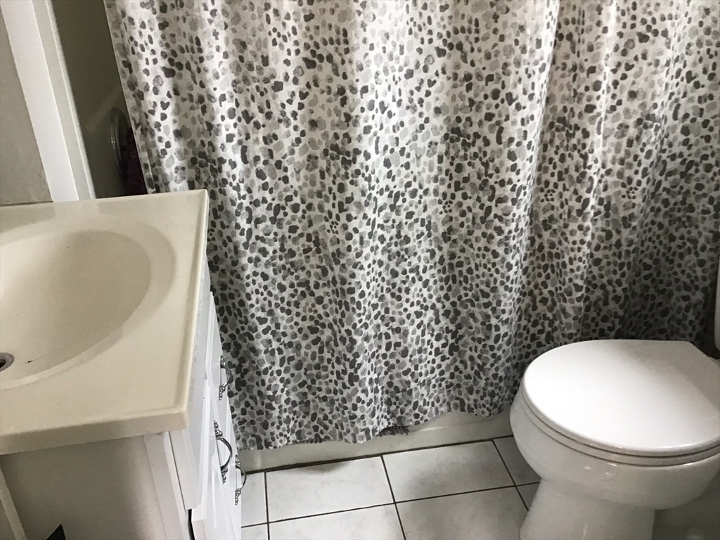 17 Grove Street Woburn, MA 01801 - Photo 8 of 22