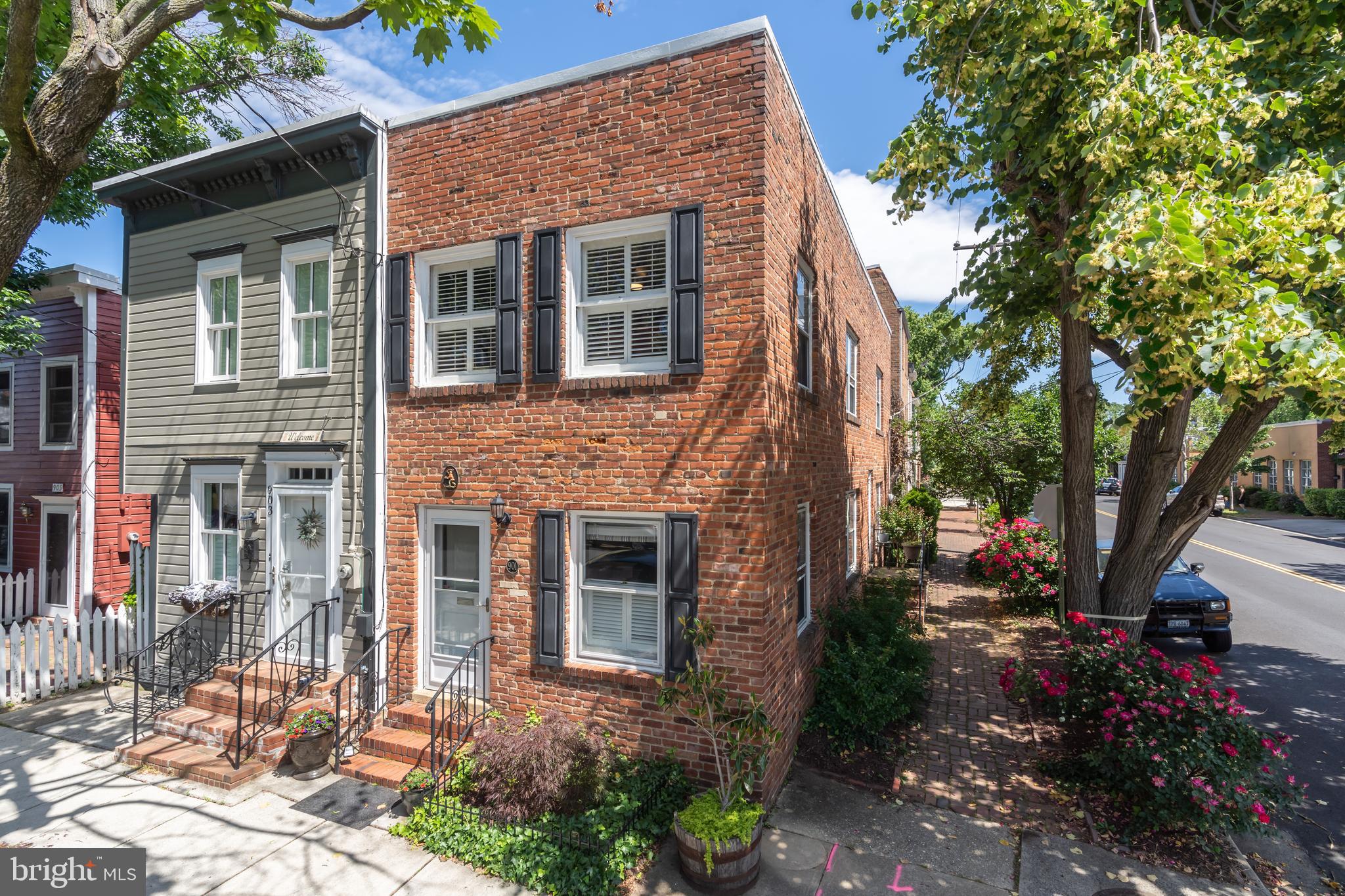 901 Princess Street Alexandria, VA 22314 - Photo 1 of 21 Brick End-unit Townhome in Old Town!