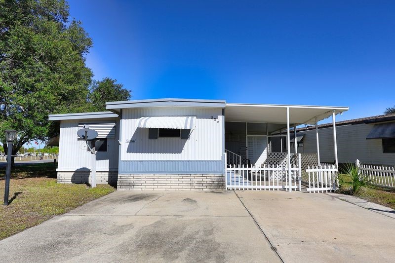 886 Hawthorne Circle Sebastian, FL 32976 - Photo 3 of 26