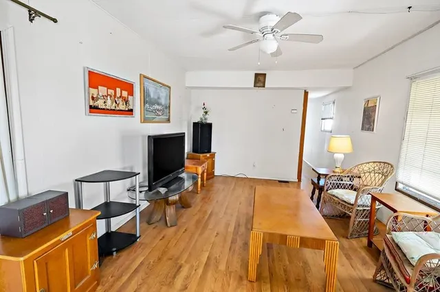 $80,000 | 886 Hawthorne Circle, Sebastian, FL 32976