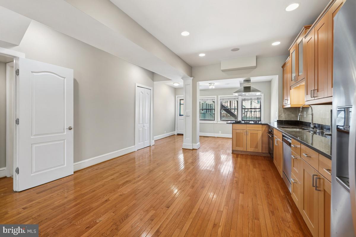 249 11th Street Southeast Washington, DC 20003 - Photo 9 of 30