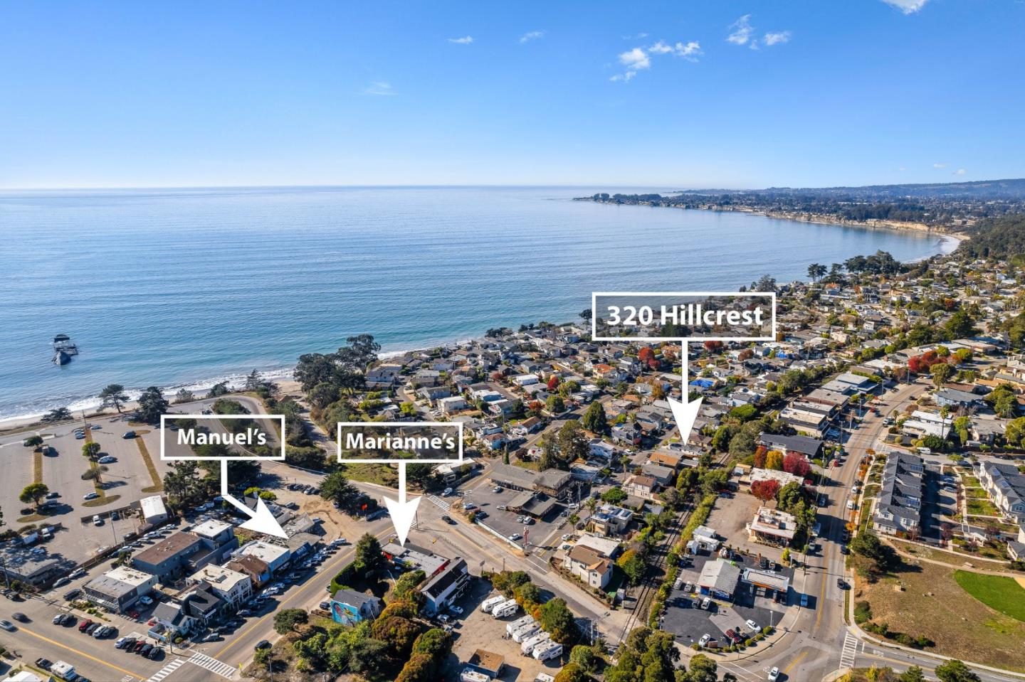 320 Hillcrest Drive Aptos, CA 95003 - Photo 31 of 36 an aerial view of a city