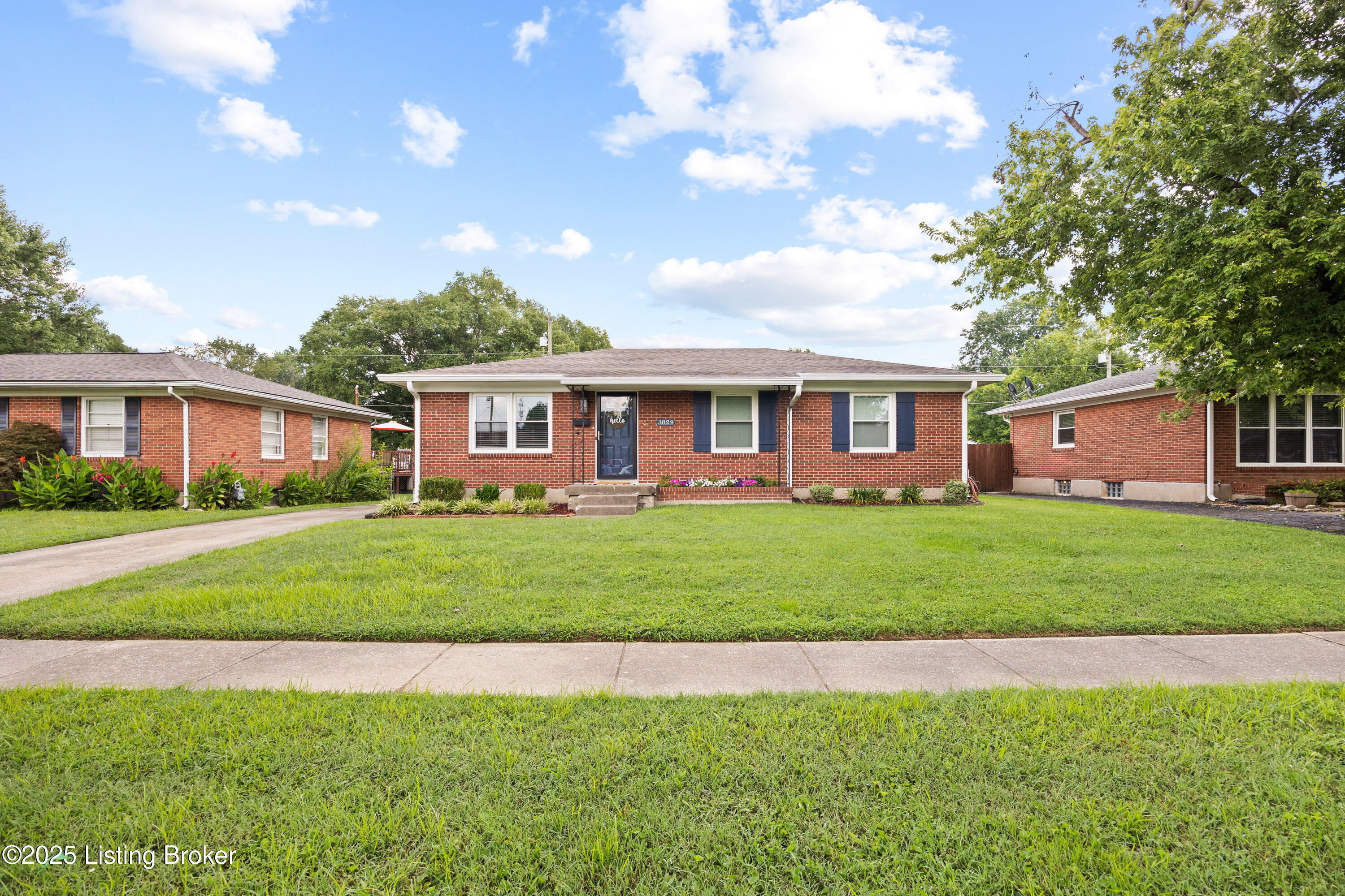 3829 Chatham Road Louisville, KY 40218 - Photo 30 of 36 003