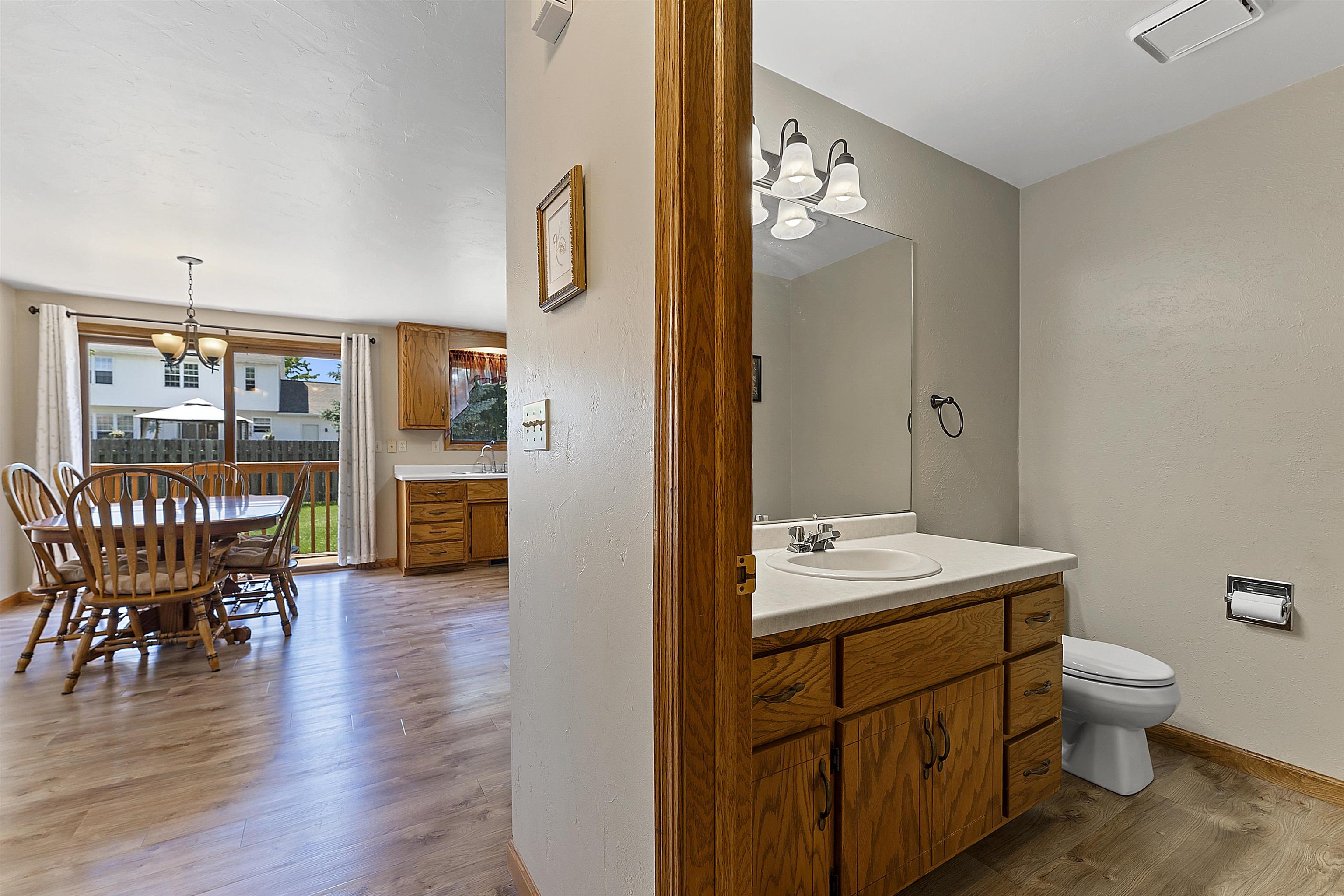 2364 Cedar Ridge Green Bay, WI 54313 - Photo 13 of 90