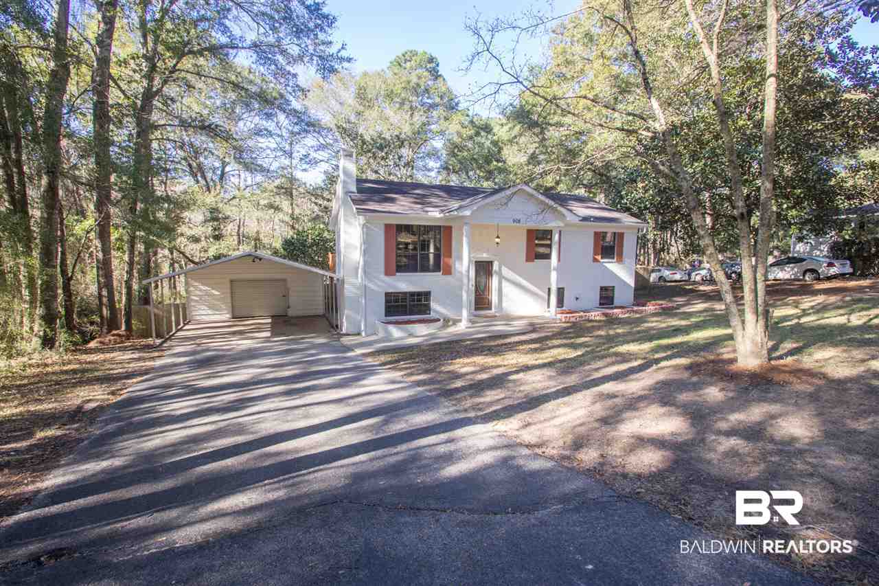 908 Caroline Avenue Daphne, AL 36526 - Photo 3 of 37