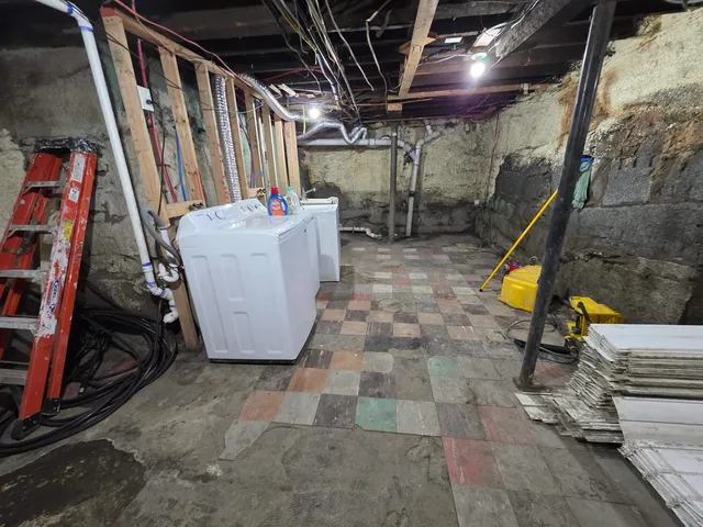 $225,000 | 47 Granite Street, Barre, VT 05641