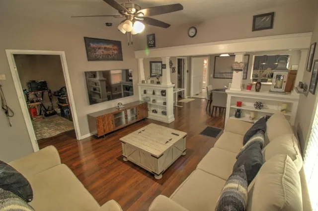 $359,000 | 717 2nd Street, Modesto, CA 95351