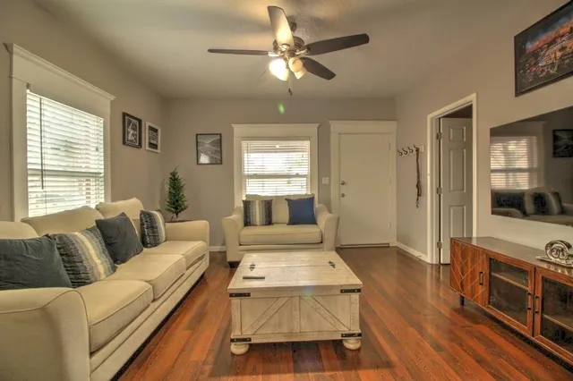 $359,000 | 717 2nd Street, Modesto, CA 95351