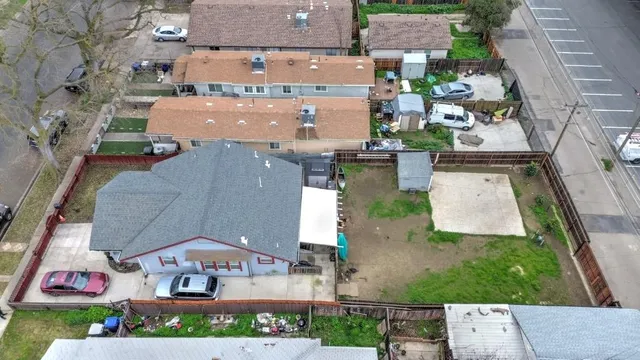 $359,000 | 717 2nd Street, Modesto, CA 95351