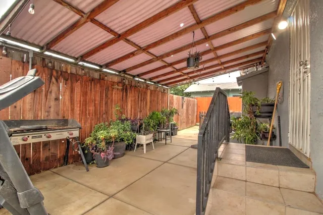 $359,000 | 717 2nd Street, Modesto, CA 95351