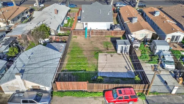 $359,000 | 717 2nd Street, Modesto, CA 95351