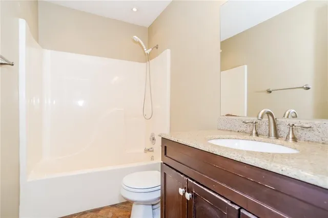 $1,930 | 618 Canter Street, Raymore, MO 64083