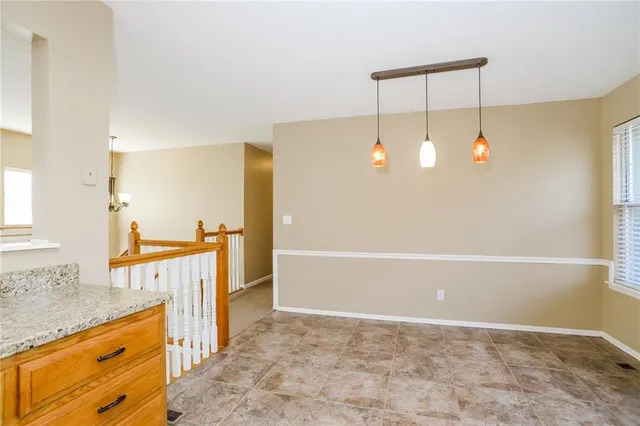 $1,930 | 618 Canter Street, Raymore, MO 64083