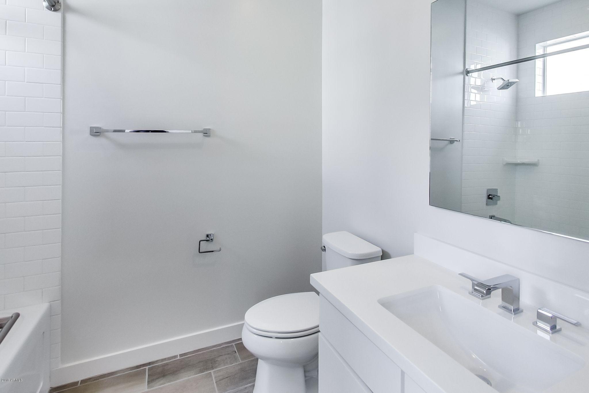 325 East Coronado Road, Unit 7 Phoenix, AZ 85004 - Photo 19 of 29 Bathroom 2