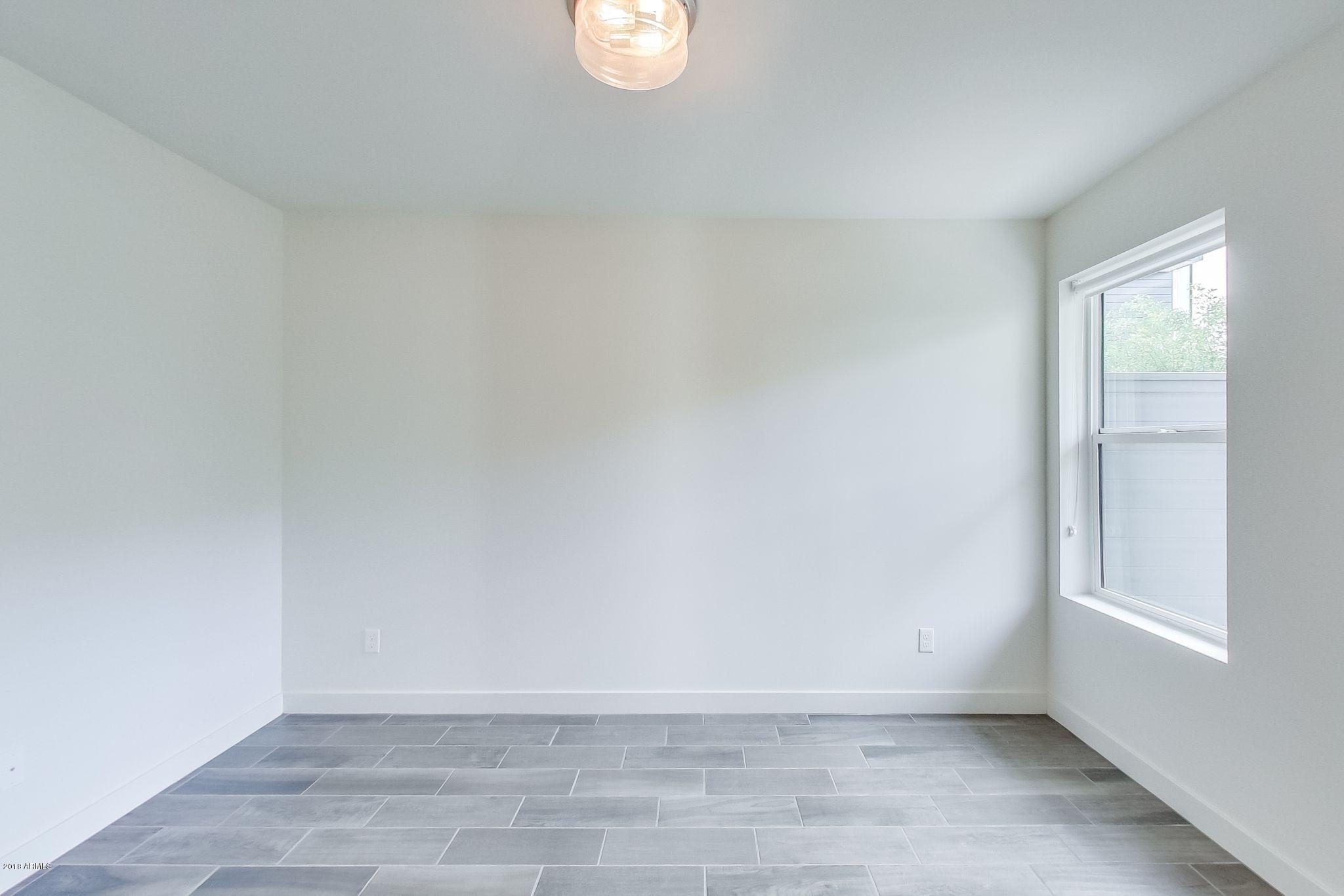 325 East Coronado Road, Unit 7 Phoenix, AZ 85004 - Photo 6 of 29 Office