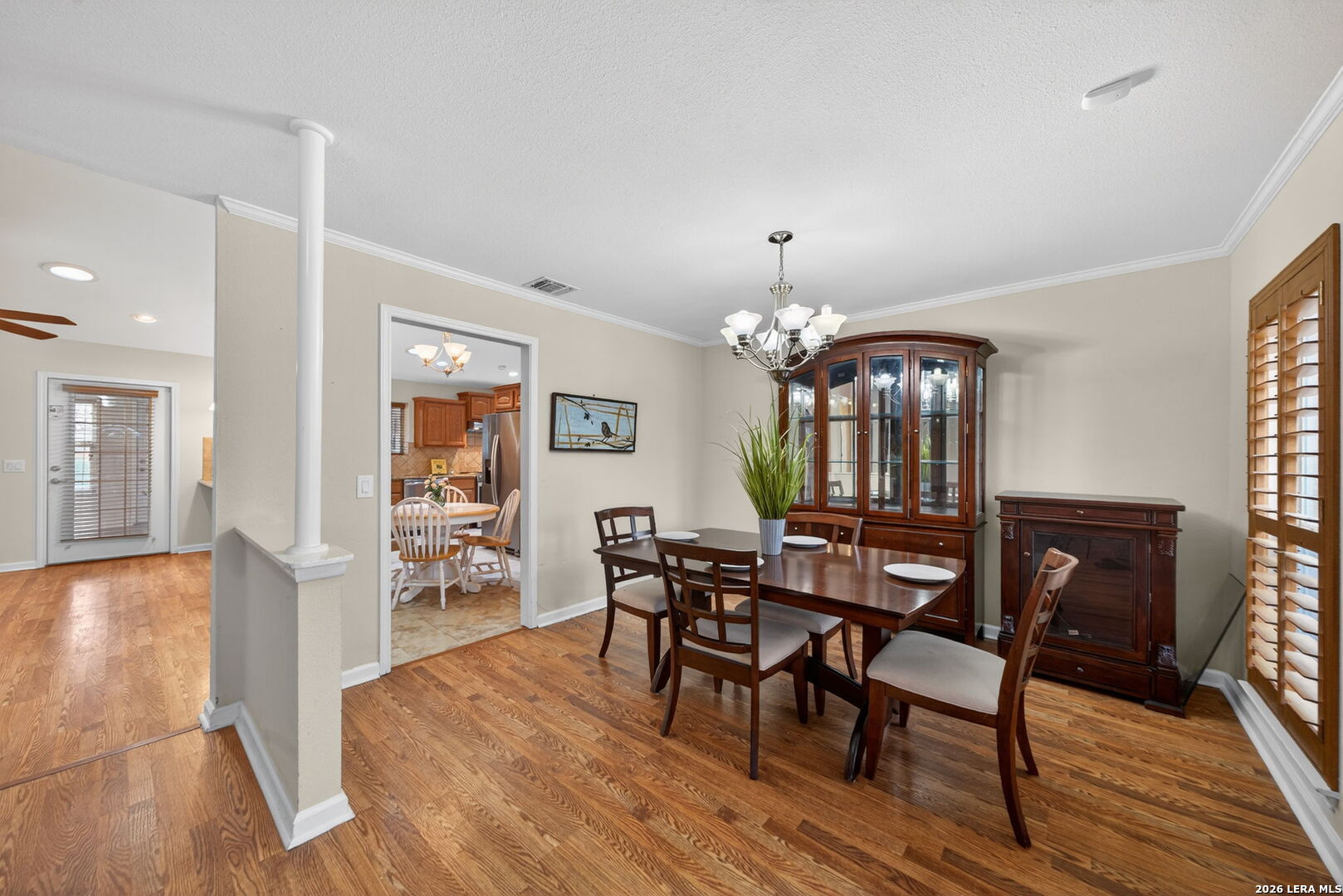 121 Fort Wayne Universal City, TX 78148 - Photo 8 of 34 a view of a dining room with furniture and window