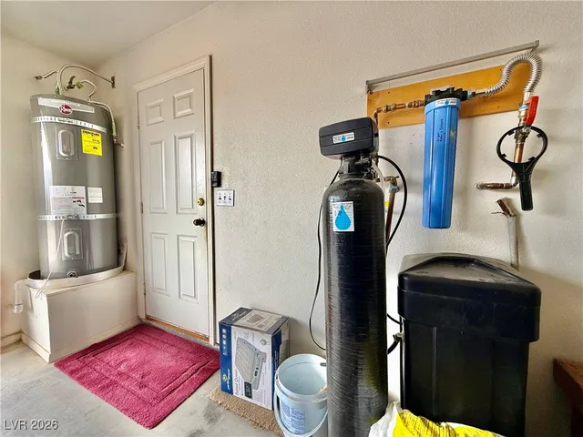 $309,900 | 5861 Mary Lou Street, Pahrump, NV 89061