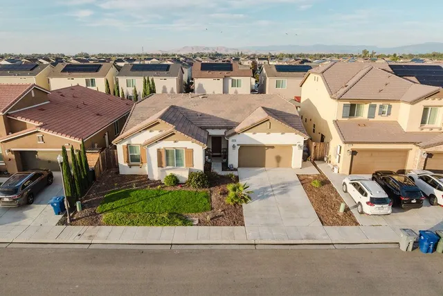 $505,000 | 3923 Finchwood Avenue, Clovis, CA 93619