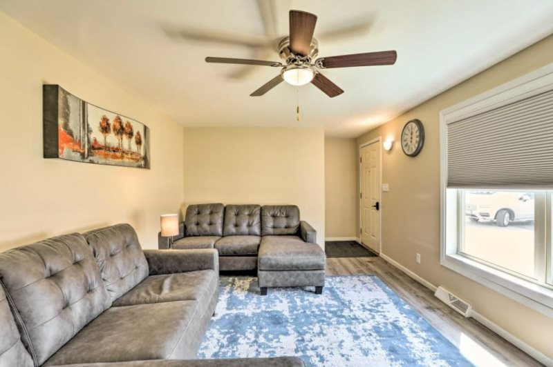 2598 East 1069th Road Oglesby, IL 61348 - Photo 4 of 22