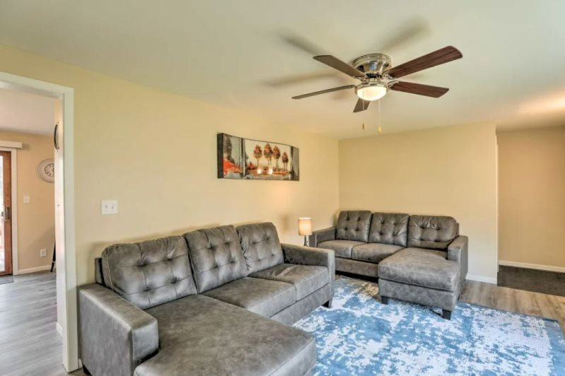 2598 East 1069th Road Oglesby, IL 61348 - Photo 5 of 22