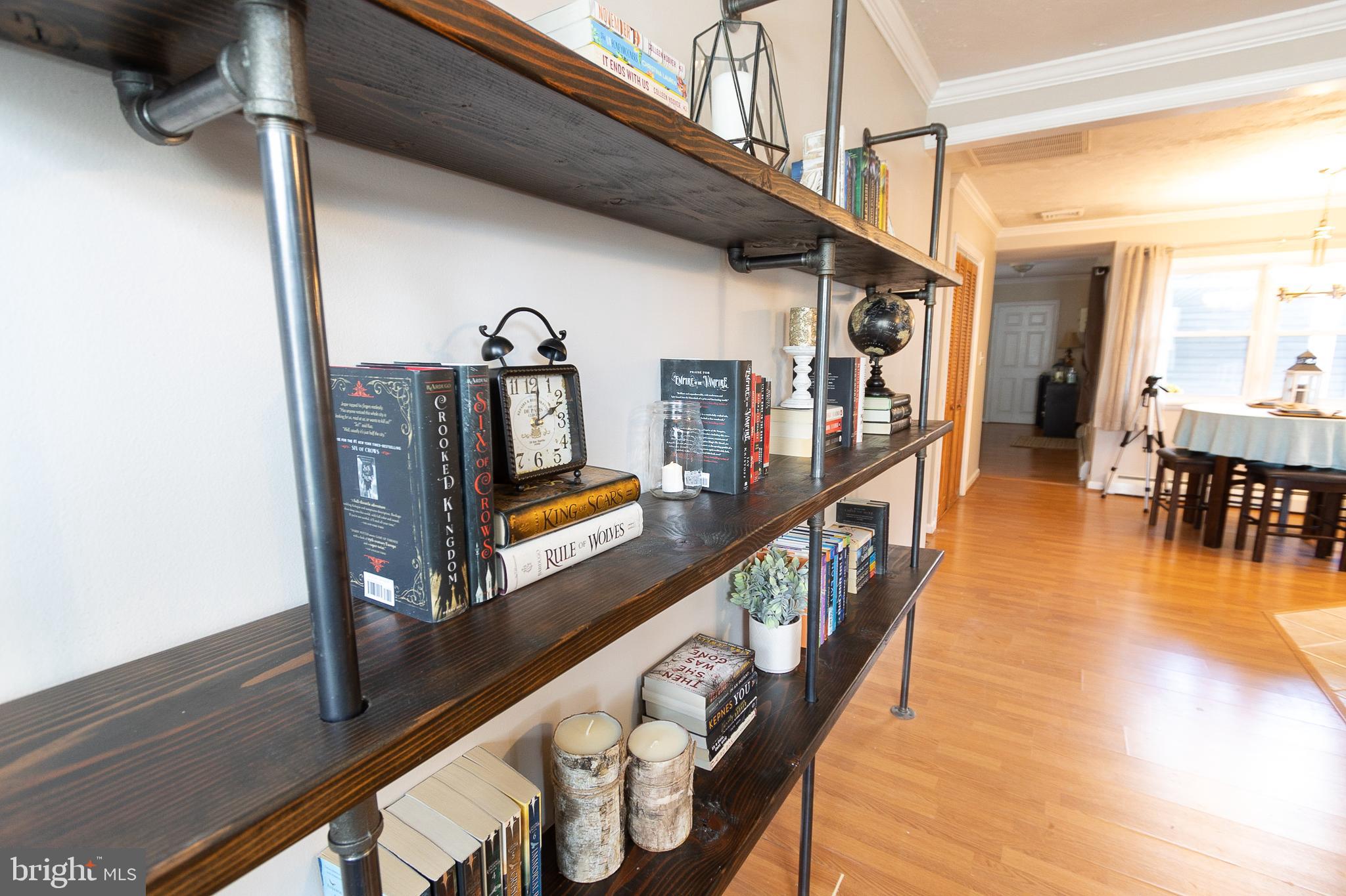 10 Old Brook Road Levittown, PA 19057 - Photo 9 of 26 built in bookcase