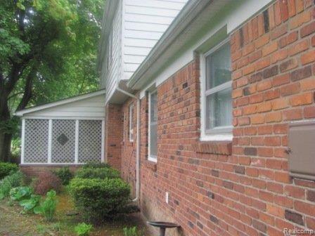 27210 Gardenway Road Franklin, MI 48025 - Photo 12 of 13 Rear of home