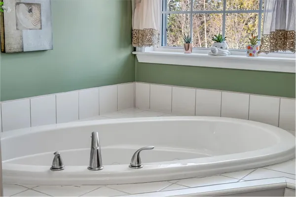 $329,900 | 5 Levant Heights Drive, Levant, ME 04456