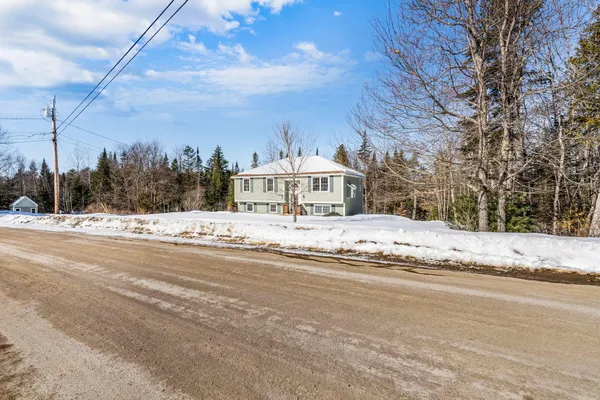 $329,900 | 5 Levant Heights Drive, Levant, ME 04456