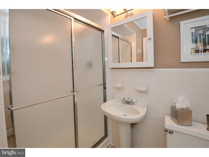 818 Roelofs Road Yardley, PA 19067 - Photo 20 of 25 Gallery Image 20
