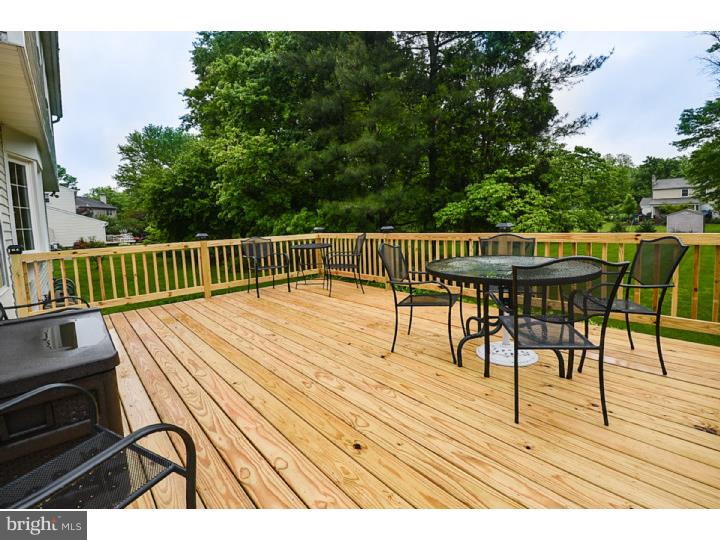 818 Roelofs Road Yardley, PA 19067 - Photo 5 of 25 Gallery Image 5