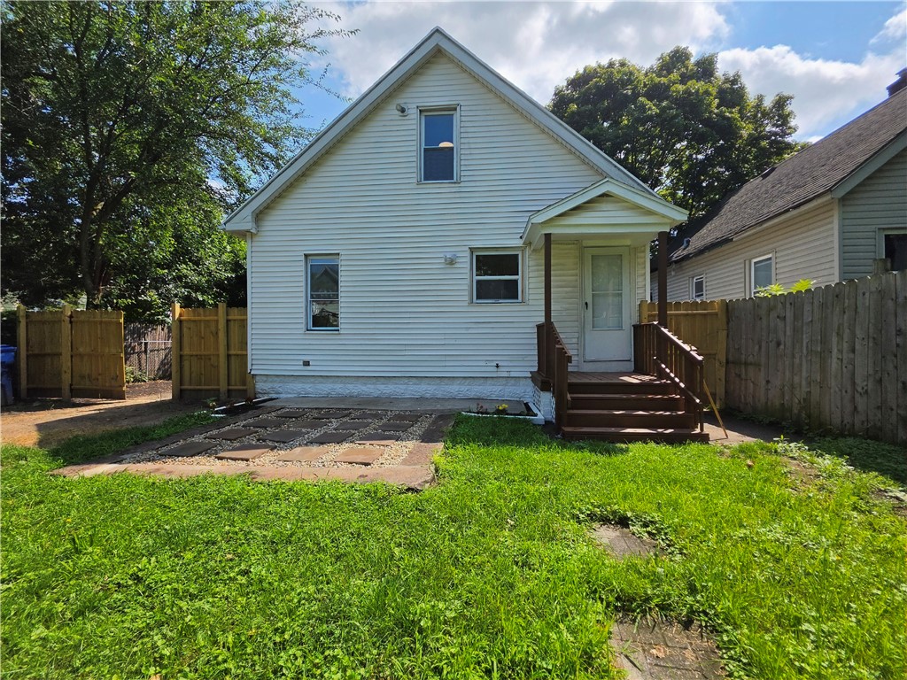 27 Potomac Street Rochester, NY 14611 - Photo 34 of 34 Back