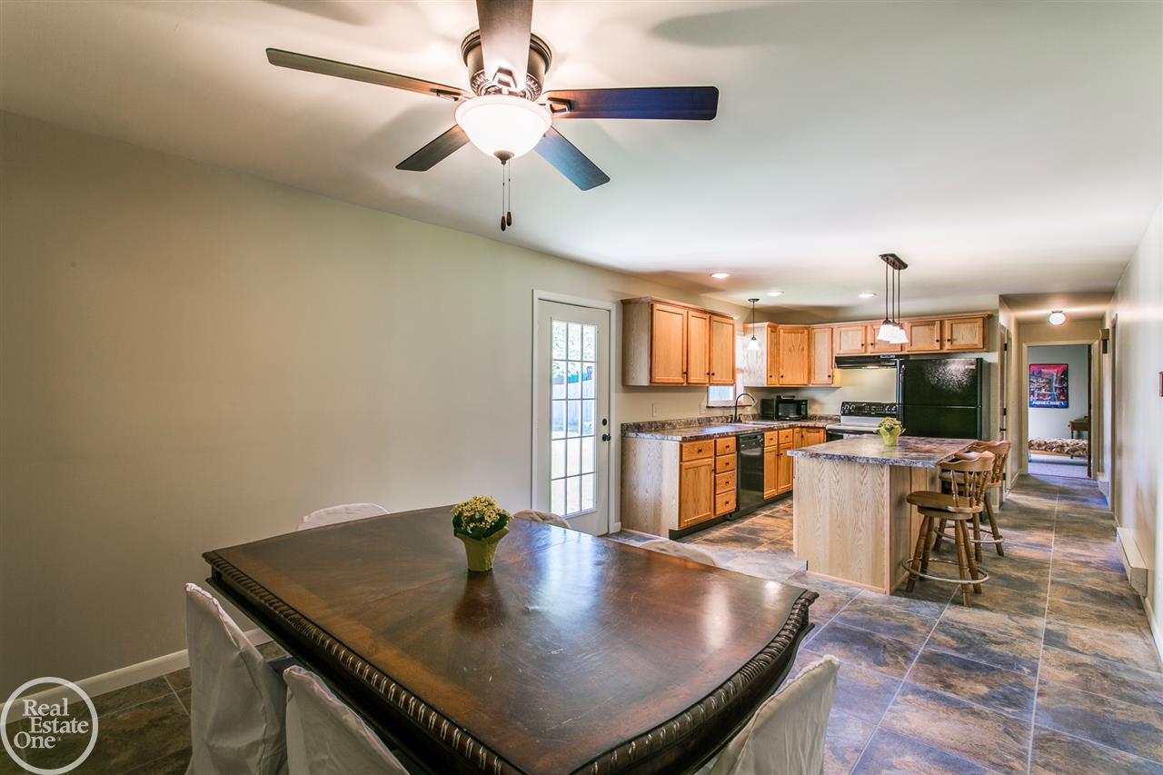 4251 Peck Road Port Huron, MI 48060 - Photo 12 of 20 Gallery Image 12