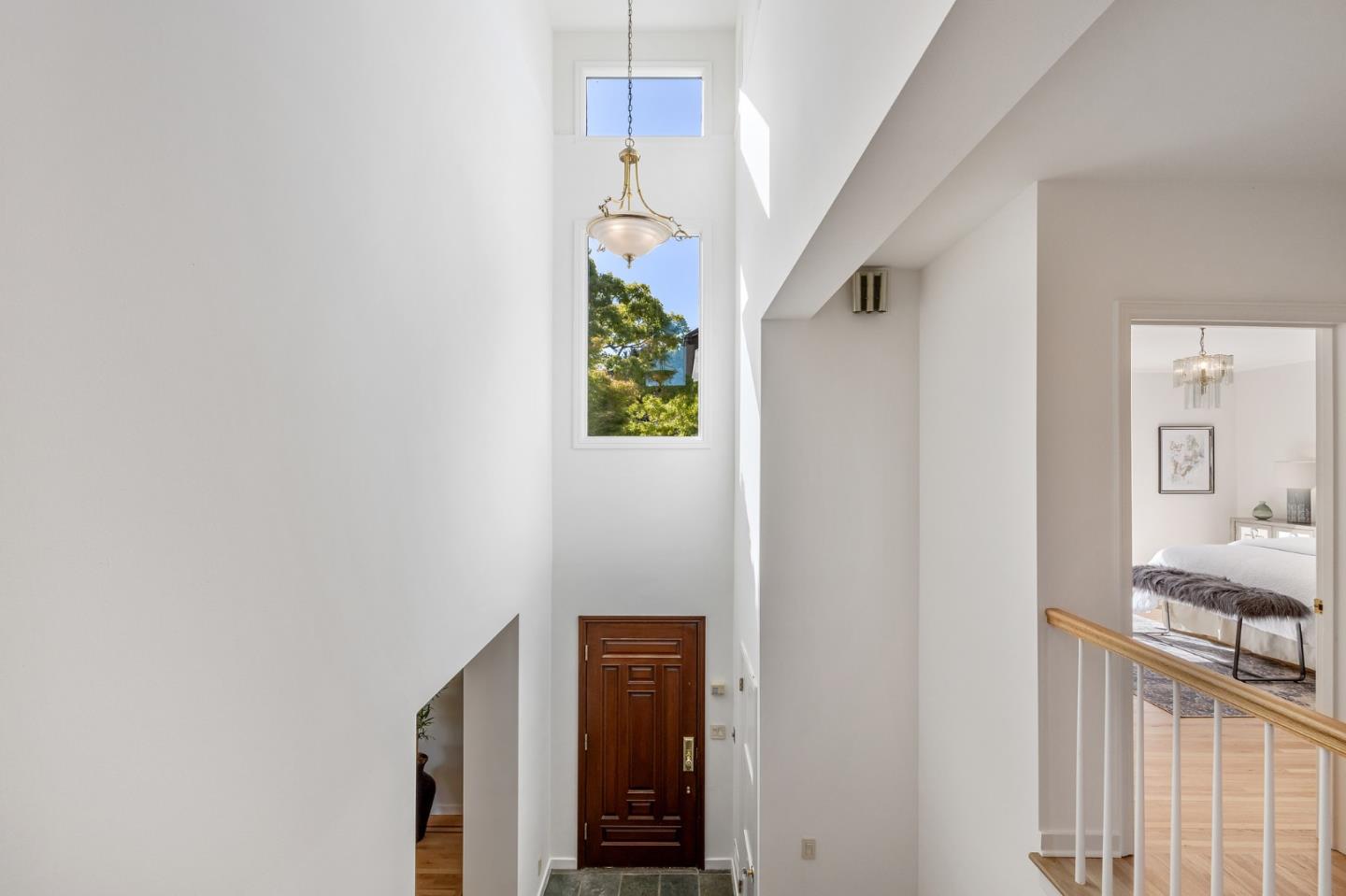 541 Nevada Avenue San Mateo, CA 94402 - Photo 55 of 100 a very nice looking room with a large window