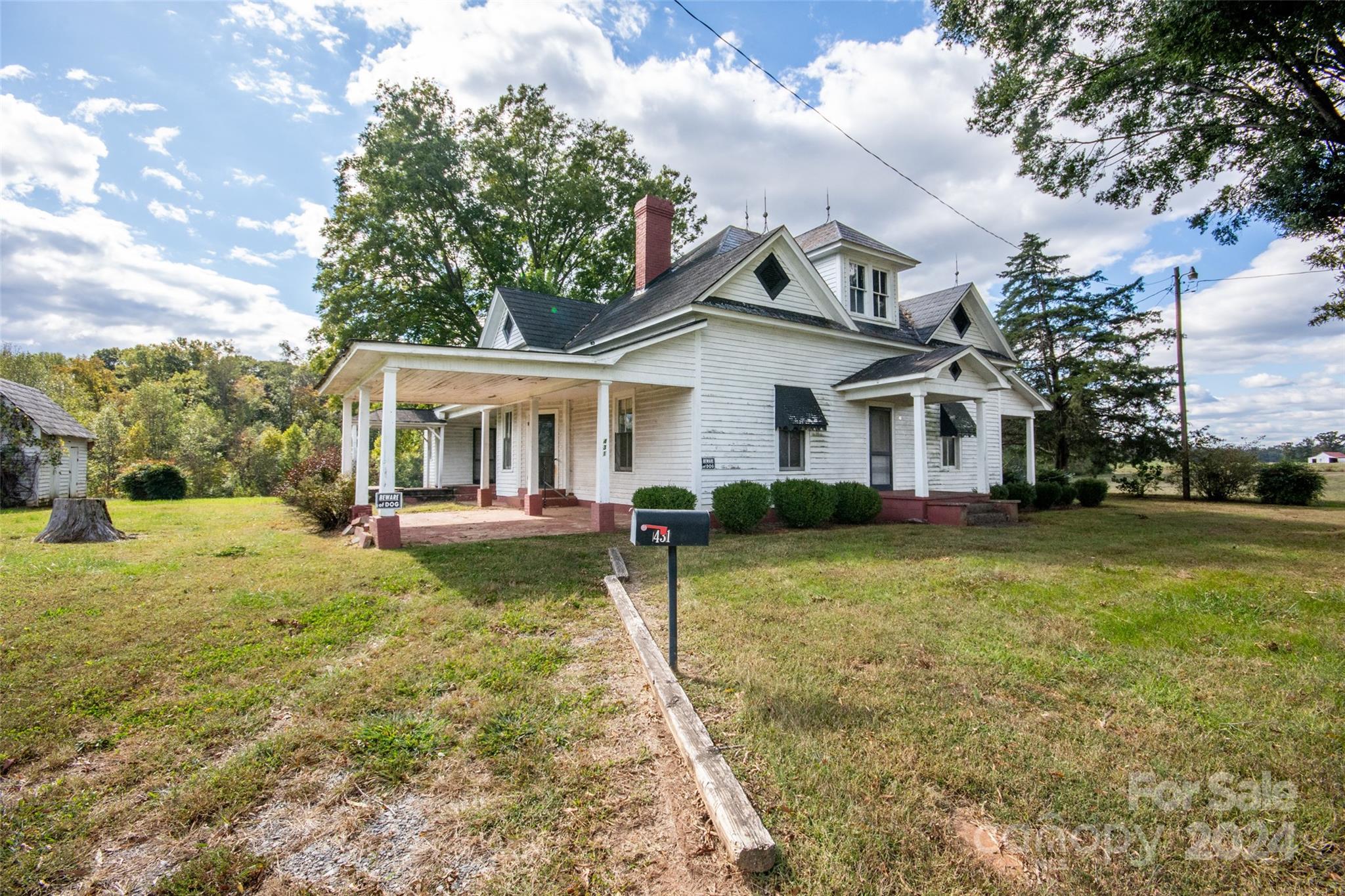 431 Friendship Road Olin, NC 28660 - Photo 1 of 44 a view of a yard in front of house