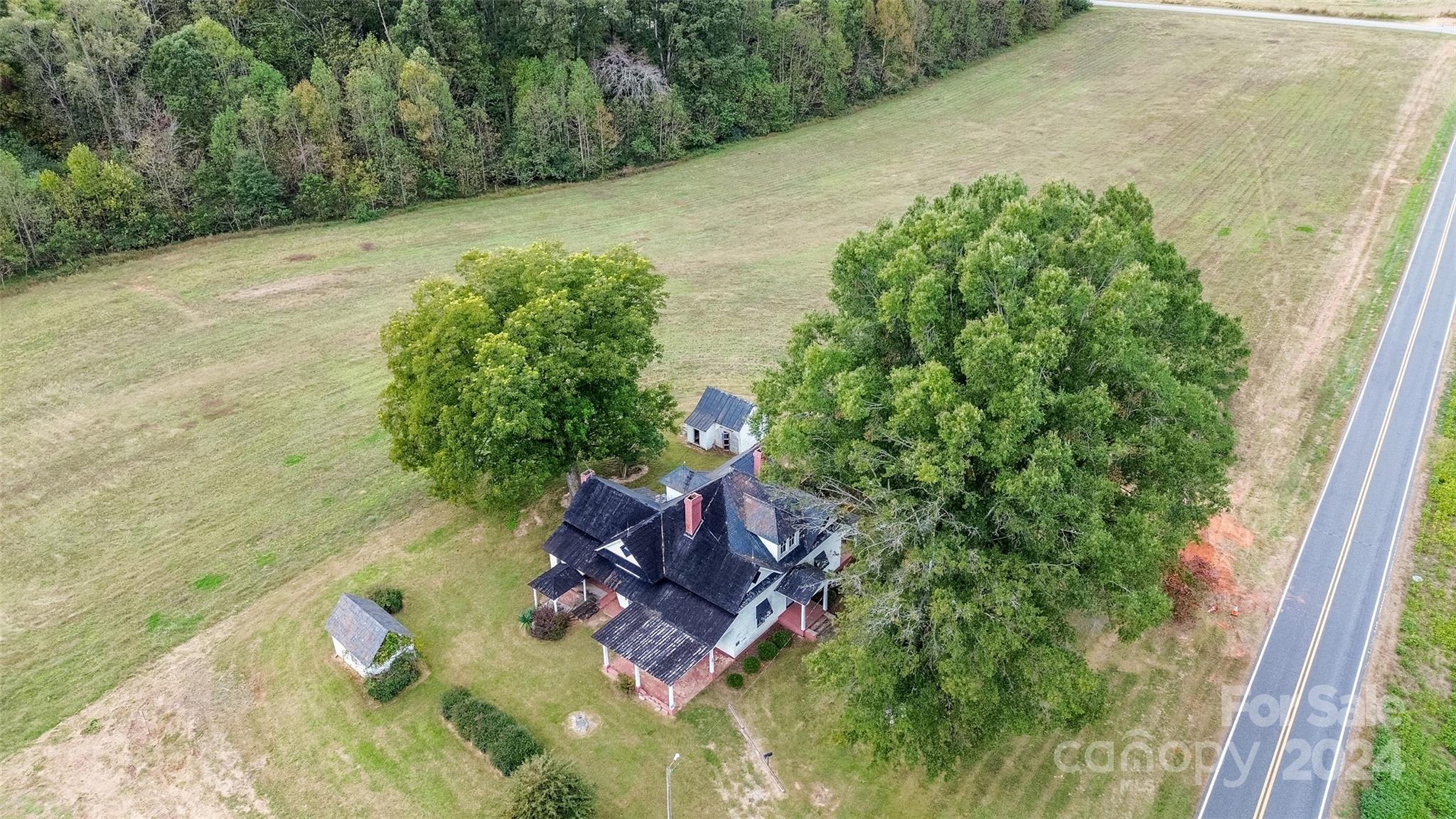 431 Friendship Road Olin, NC 28660 - Photo 8 of 44 a view of yard with green space