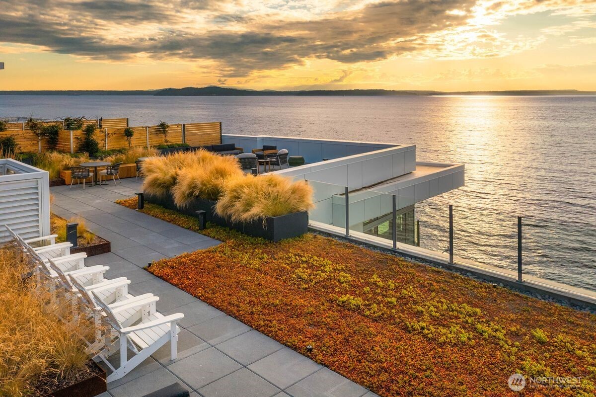 1250 Alki Avenue Southwest, Unit 3C Seattle, WA 98116 - Photo 26 of 31 a view of a terrace with chairs