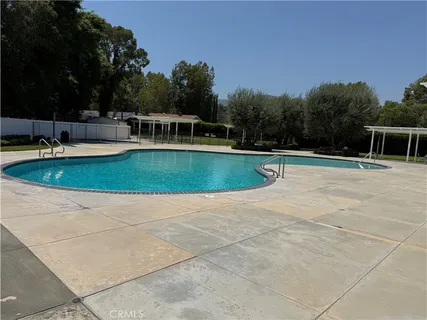 $589,000 | 24369 La Glorita Circle, Newhall, CA 91321