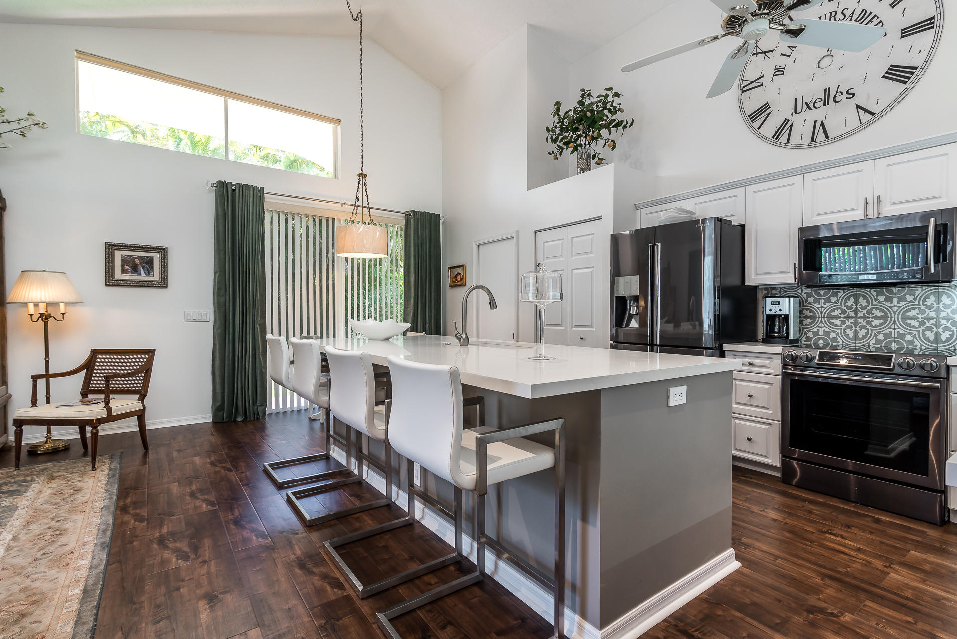 6613 Hampton Circle Boca Raton, FL 33496 - Photo 4 of 44 photo-7